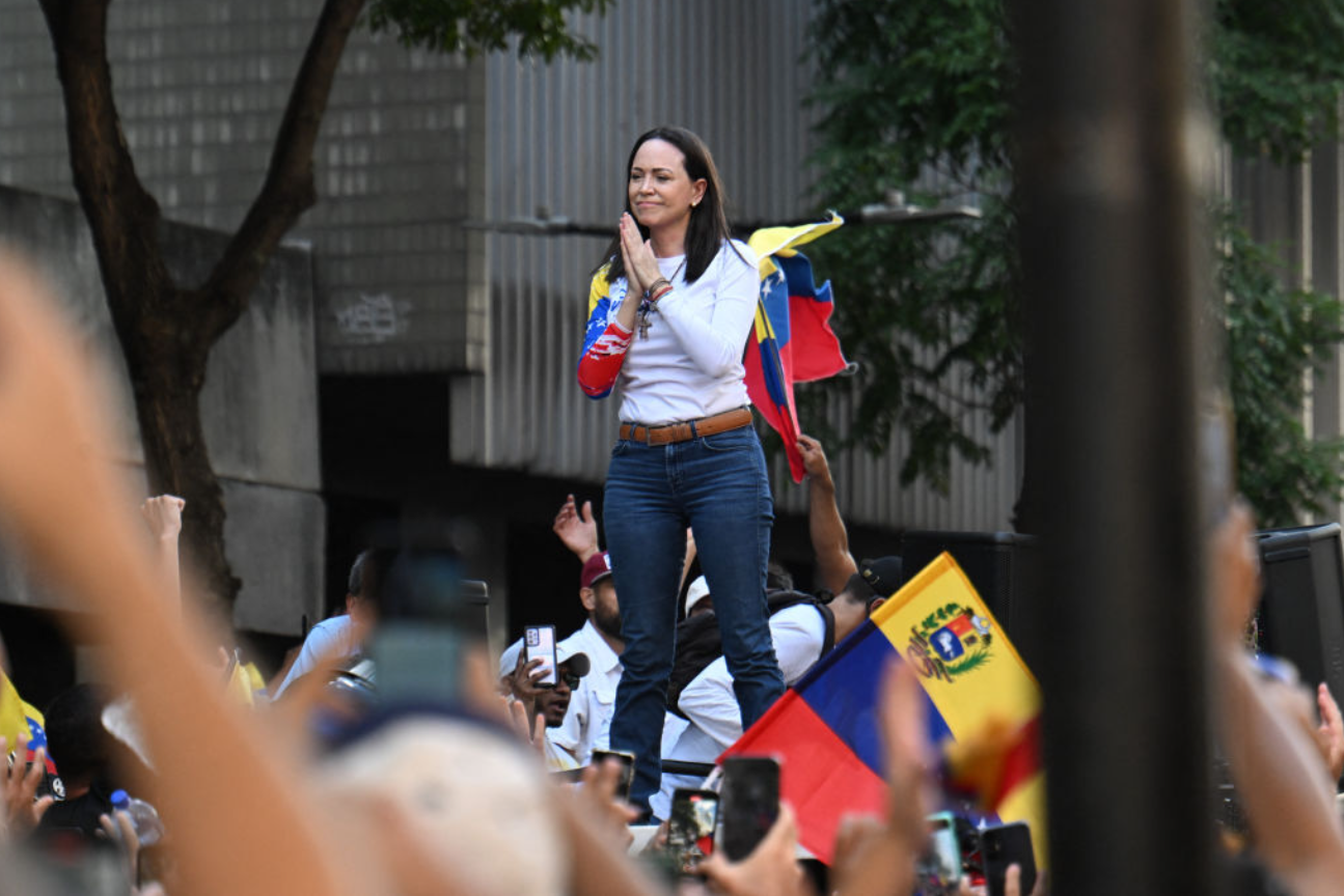 María Corina Machado reaparece en una protesta en Caracas tras 133 días de clandestinidad