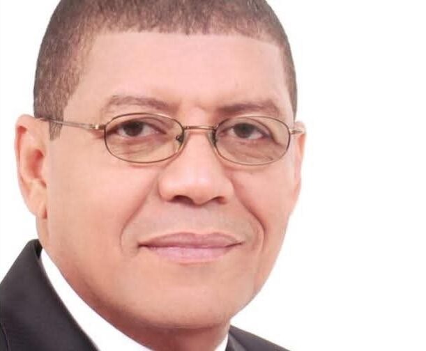 Muere el general y periodista Simón Díaz