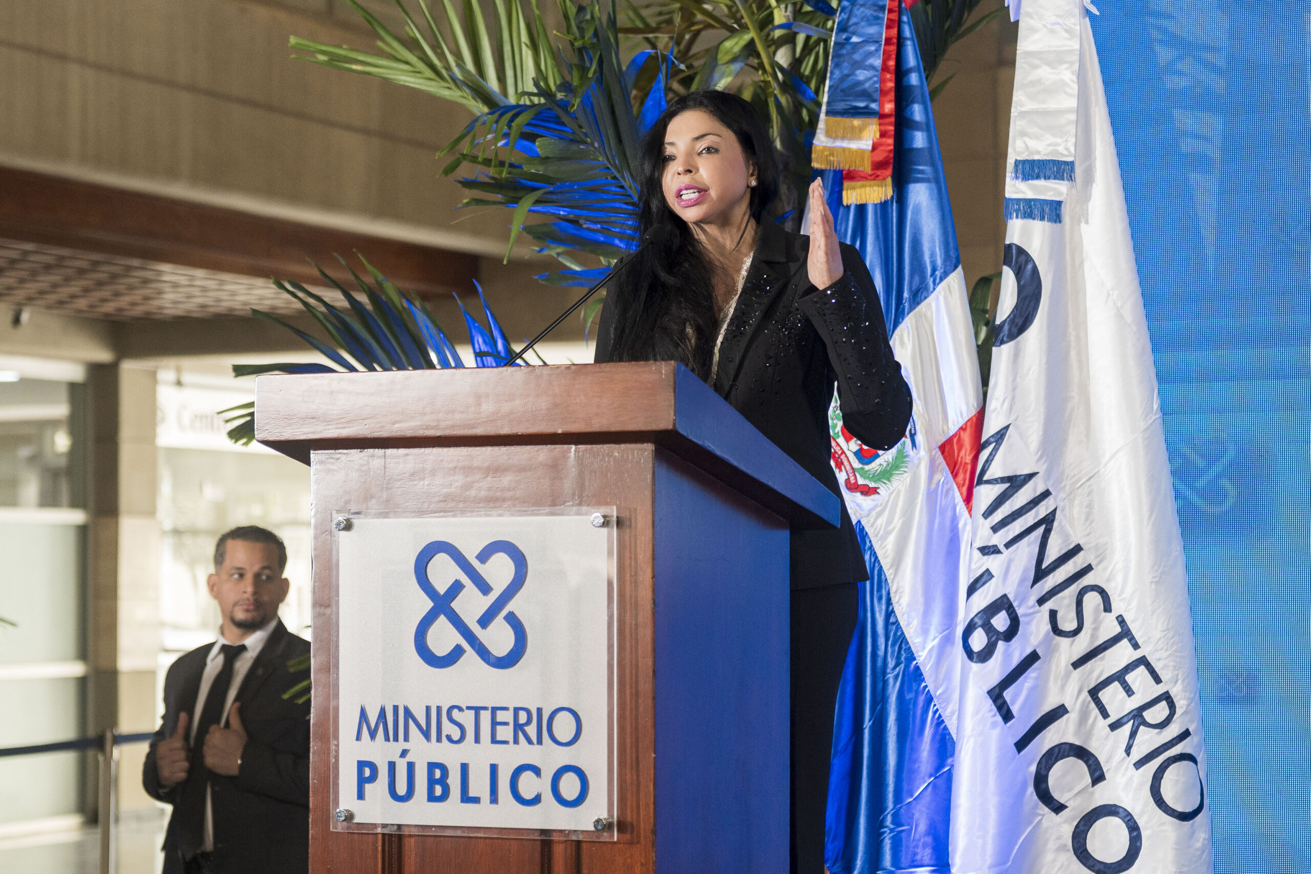 Yeni Berenice Reynoso, nueva Procuradora General de la Repúblic