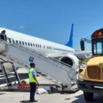 Llegan al país 109 dominicanos que fueron deportados por Estados Unidos
