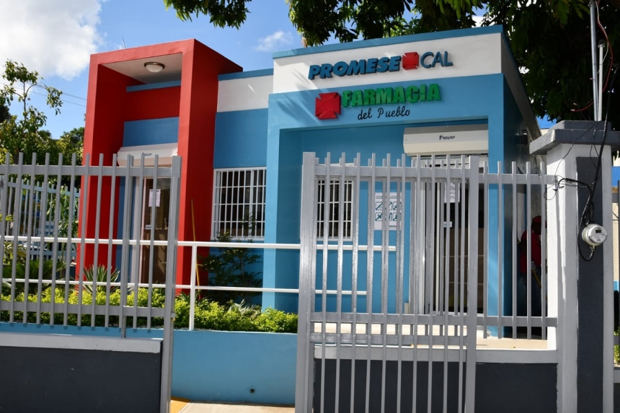 Farmacias del Pueblo facilitan medicamentos a personas de bajos recursos para tratar salud mental