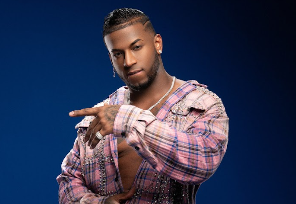 Exponente de música urbana Crazy Design