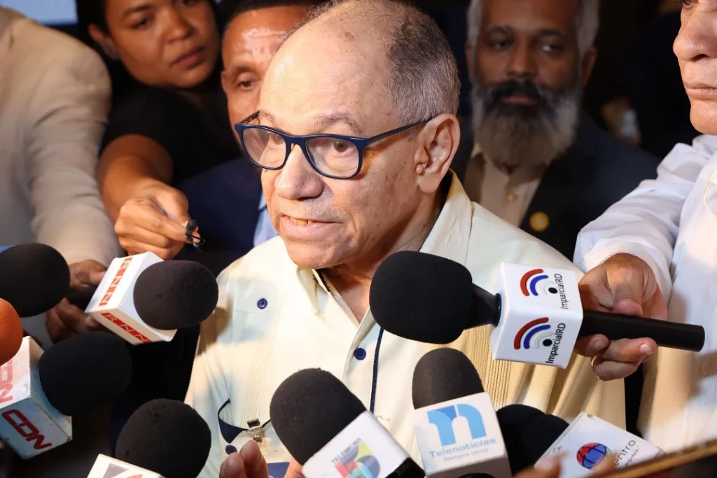 Pepe Abreu advierte su retiro si incluyen las cesantías en temas de aumento salarial