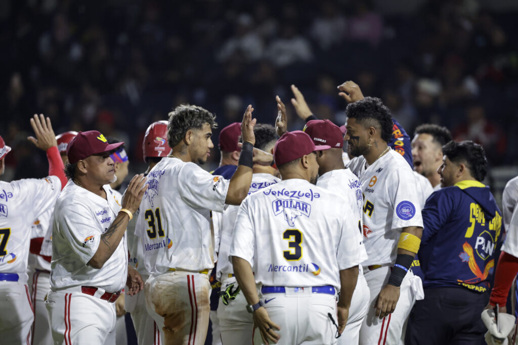 Venezuela celebra juego sin hits en Serie del Caribe