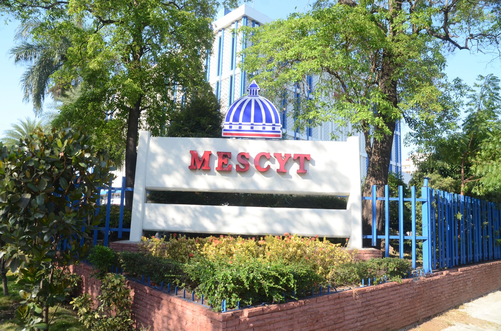 Mescyt destina RD$85 millones para impulsar estudios investigación sobre el sargazo