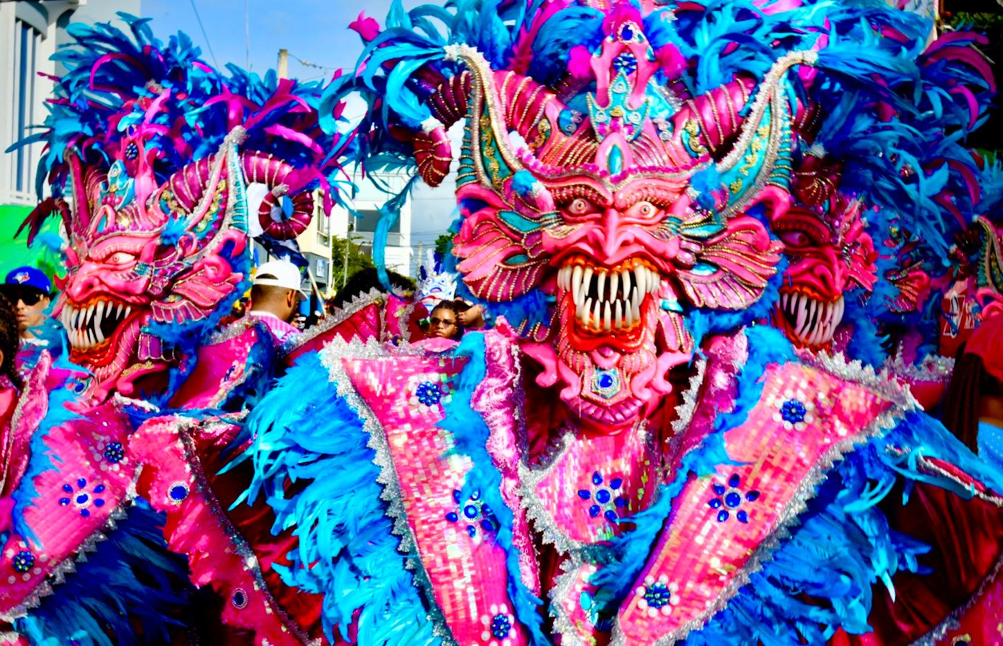 la circulación vehicular estará restringida en la avenida George Washington, en el tramo comprendido entre la calle Estrelleta y la avenida Máximo Gómez.