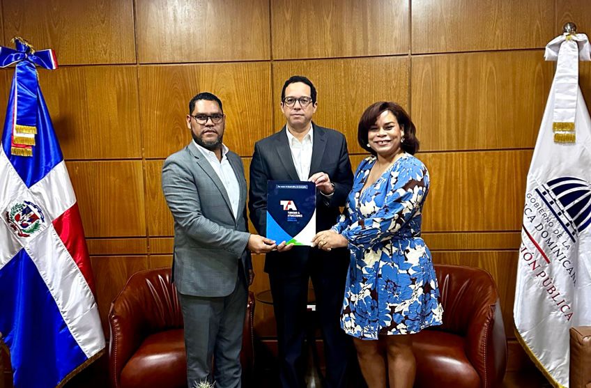 Sigmund Freund dará apertura feria de “Turismo y Atracciones” en Pedernales