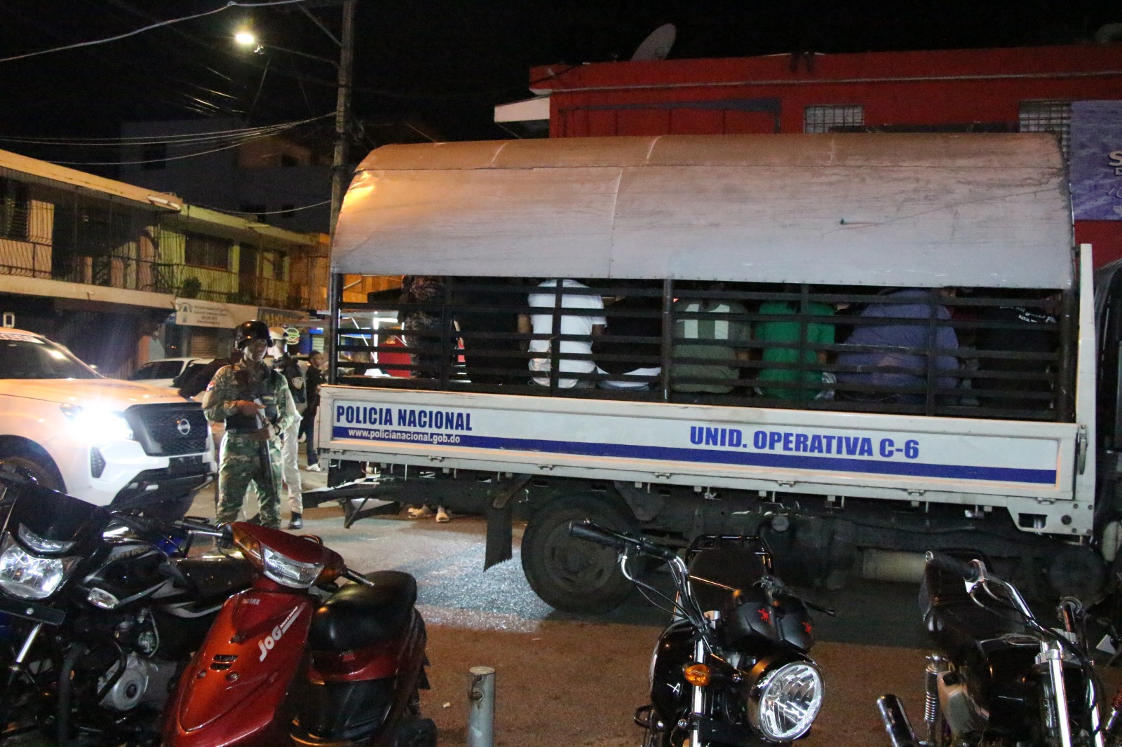 Operativo mediante órdenes de allanamiento