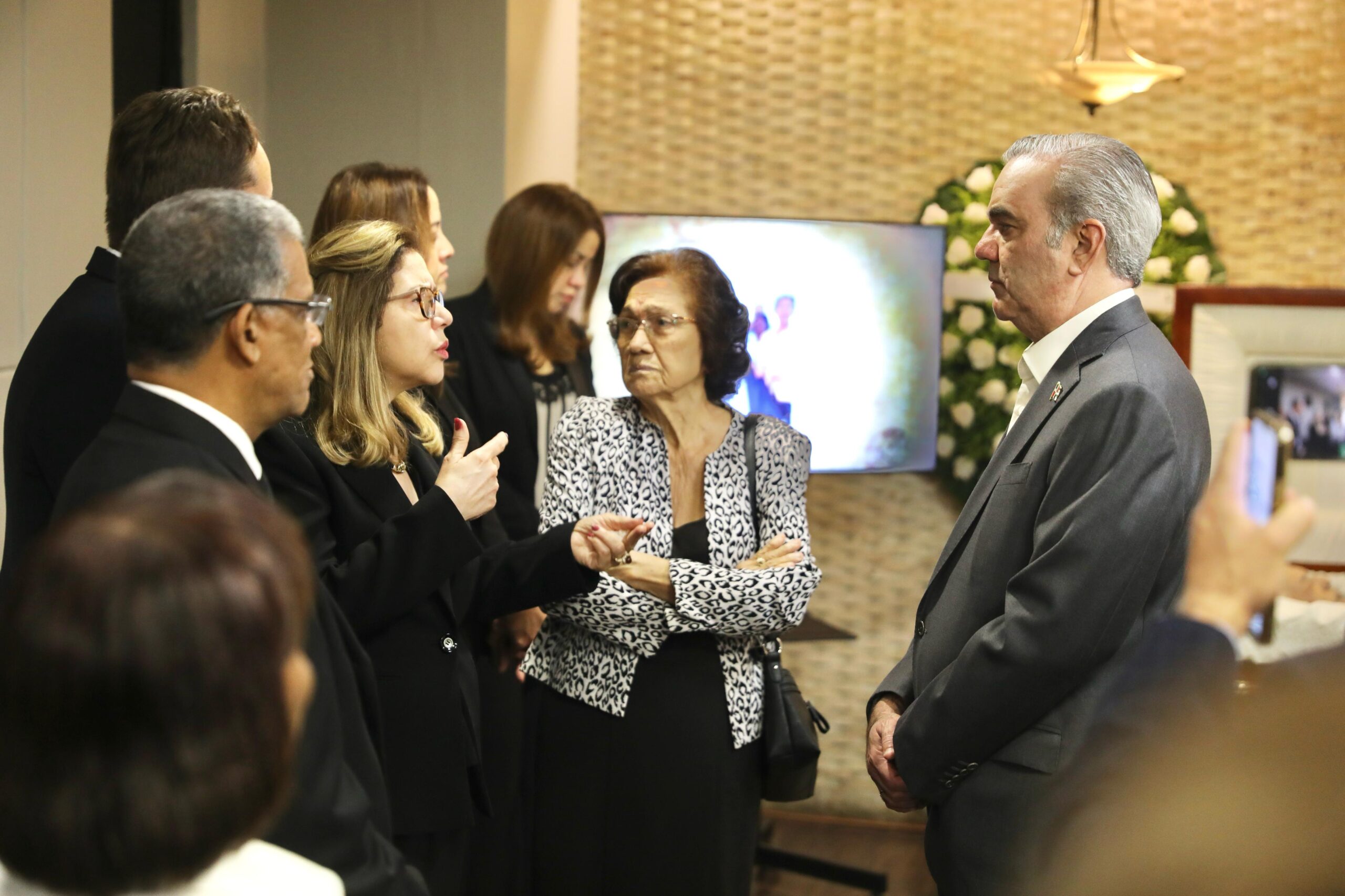 Mandatario Luis Abinader se solidariza con la familia del Dr. José Rodríguez Soldevila
