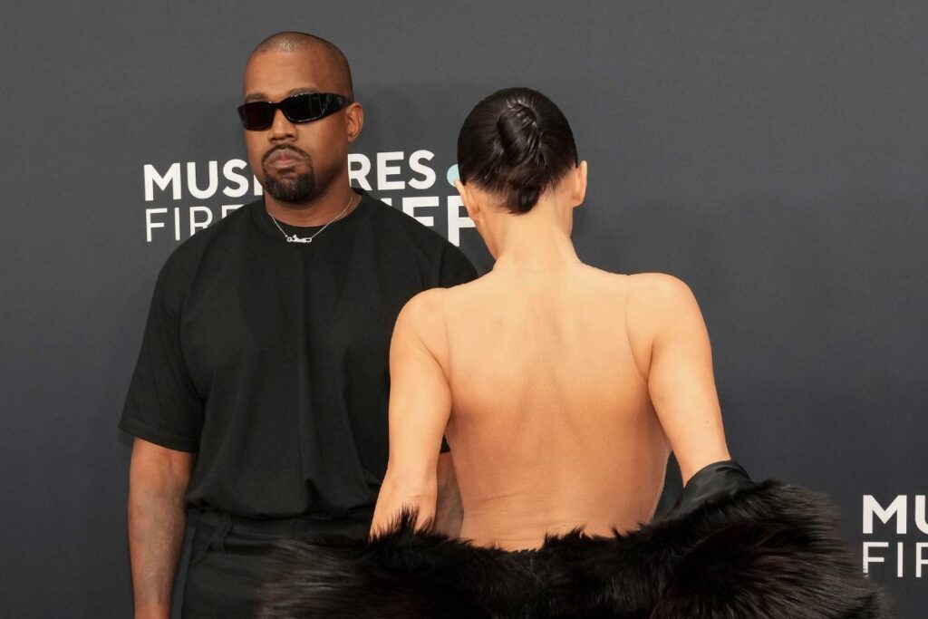Kanye West y Bianca Censori