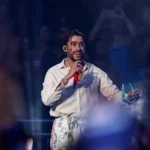 Bad Bunny impacta a la sociedad cantando sobre problemas locales que son globales