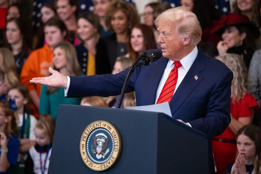 Trump acusa a medios de haber recibido dinero «robado» de la Agencia Usaid
