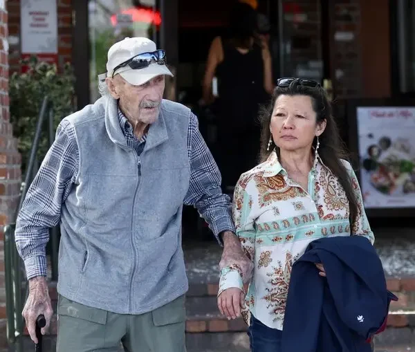 La esposa de Gene Hackman falleció al menos un día después de lo que se pensó inicialmente