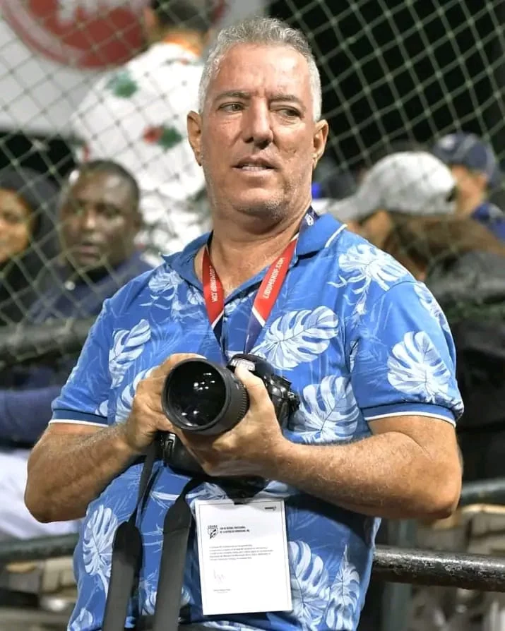 Carlos Alonzo, foto reportero del Periódico HOY, falleció este jueves 20 de marzo.