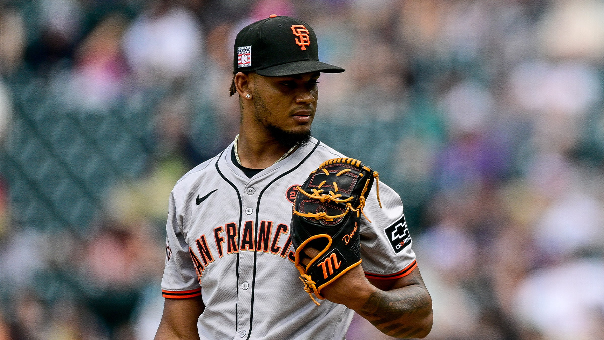 Camilo Doval, cerrador dominicano de los Gigantes de San Francisco.