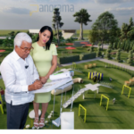 La activista Lorenny Solano junto al director del Consejo Estatal del Azúcar (CEA) y Bienes Nacionales, Rafael Burgos Gómez.