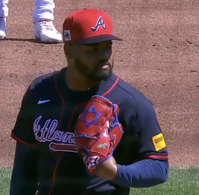 Reynaldo López, lanzador derecho dominicano de los BRavos de Atlanta
