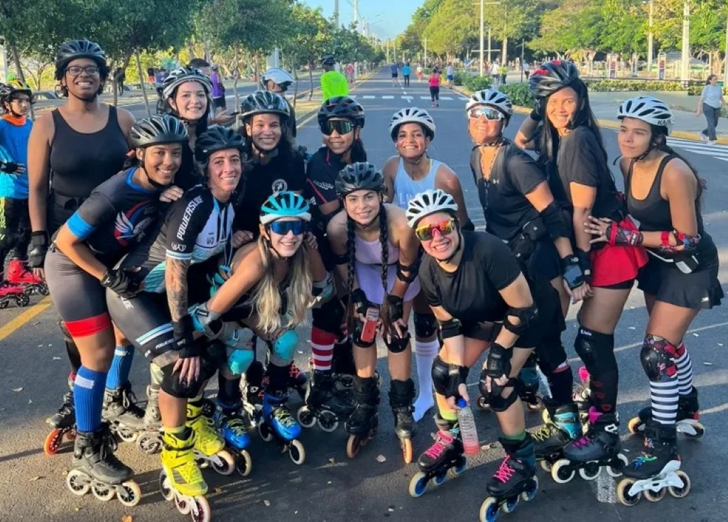 Mujeres dominicanas, de Puerto Rico, Panamá y Colombia, se unen para un recorrido de más de 50 kilómetros en patines, el domingo 9 de marzo, desde Santo Domingo hasta Juan Dolio, en homenaje al Día Internacional de la Mujer.