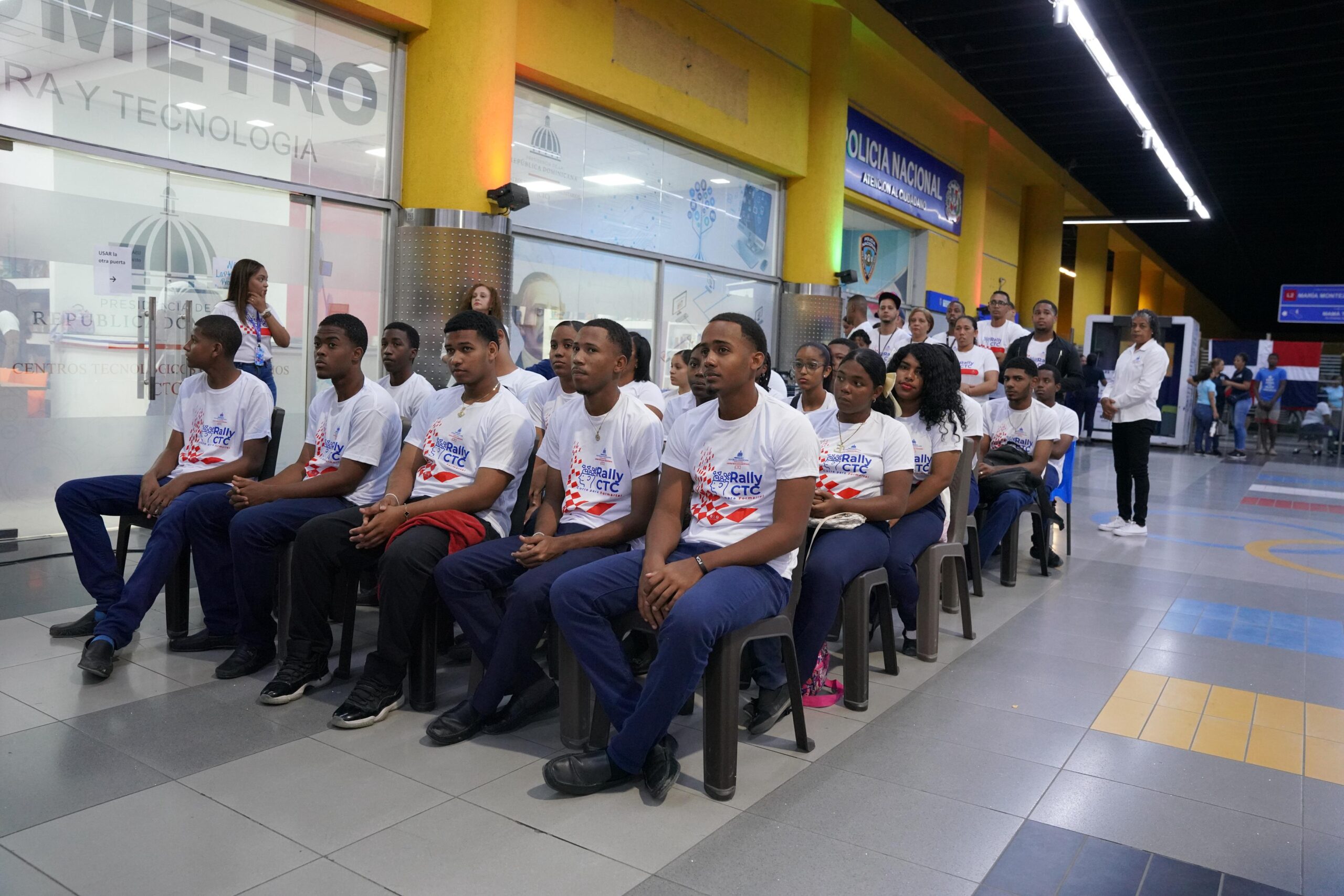 Centros Tecnológicos Comunitarios inician jornada de capacitación en el Rally Tecnológico de Compumetros