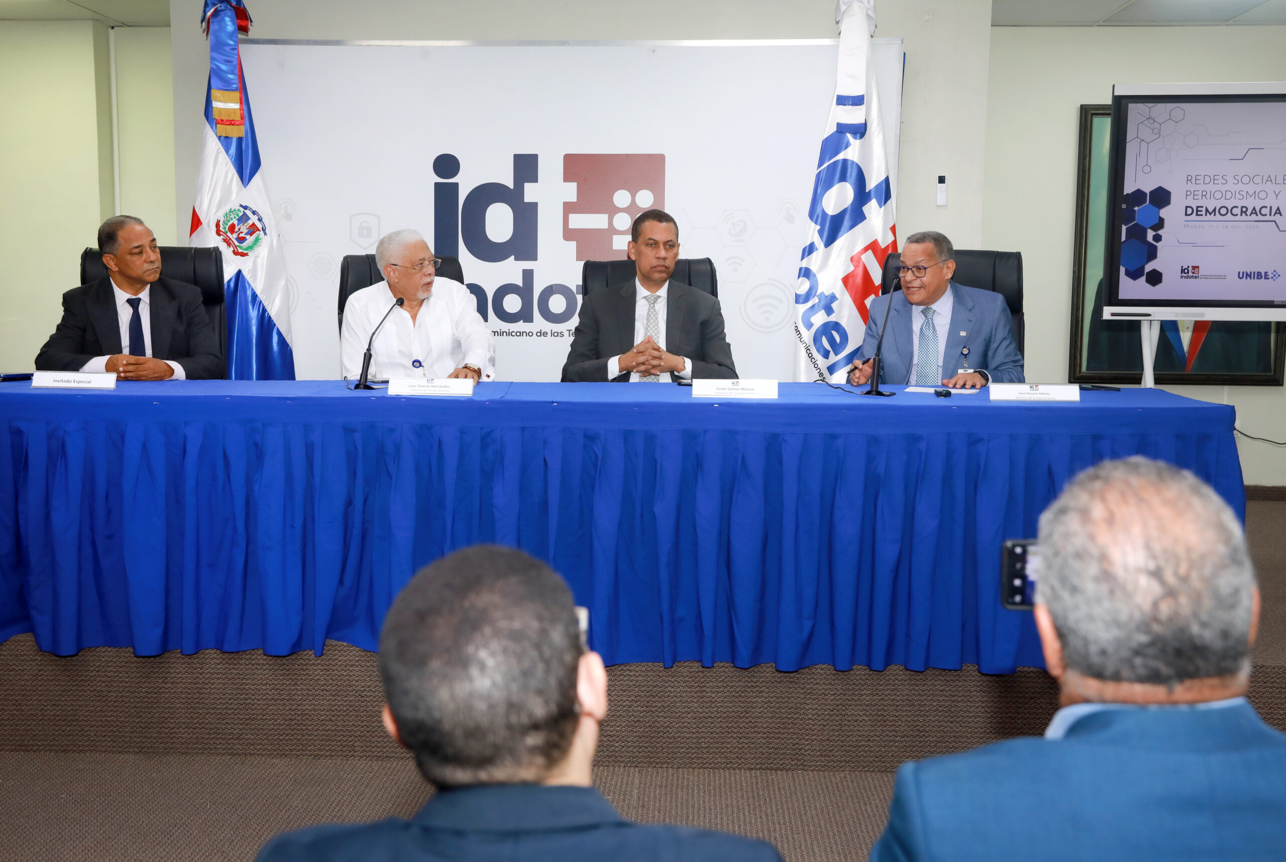 Aurelio Henríquez, Juan Tavares Hernández, Guido Gómez Mazara y Fausto Rosario.