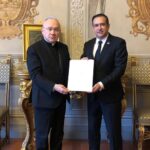 Embajador Víctor Suárez Díaz inicia su misión diplomática en el Vaticano