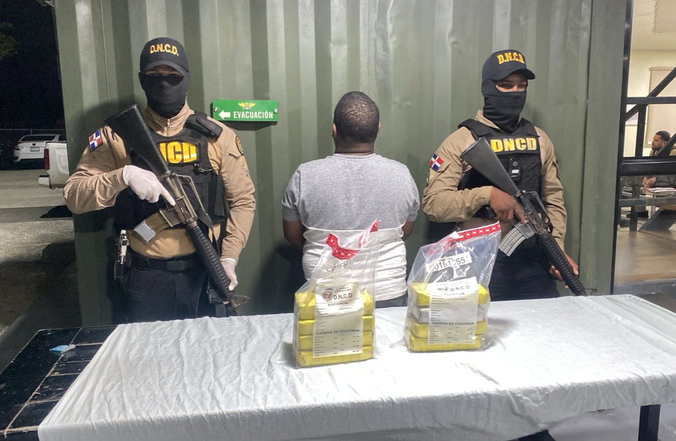 DNCD apresa hombre con más de ocho mil gramos de cocaína en Barahona