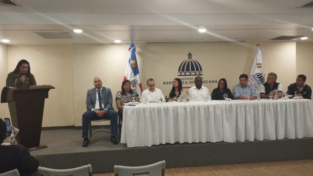 Anuncian primer copa internacional de footgolf.