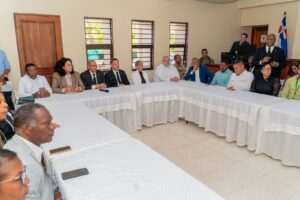En este encuentro se celebró un diálogo abierto con jueces y servidores judiciales y se reunió la mesa Interinstitucional: un espacio de construcción colectiva, con la participación de legisladores, alcaldes, presidentes de las salas capitulares, representantes de la seguridad fronteriza, de los