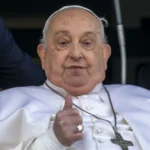 Médicos del papa consideraron suspender el tratamiento tras grave crisis respiratoria