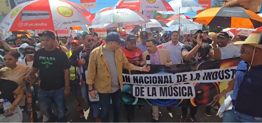 Comerciantes del negocio de la música realizan protesta pacífica ante incautaciones de equipos legales