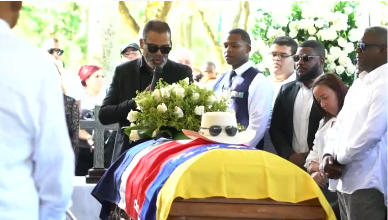 Micaías Pérez, hermano de Rubby Pérez