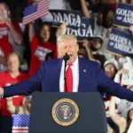 Trump celebra con un baile sus primeros 100 días: «Solo acabamos de empezar. Aún no han visto nada»