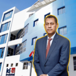 . El conflicto entre los empresarios de la Telecomunicación Juan Ramón Gómez Díaz y Danny Alcántara es por la titularidad de la frecuencia del canal digital 3, la información fue confirmada por el presidente del Instituto Dominicano de las Telecomunicaciones (Indotel),Guido Gómez Mazara.