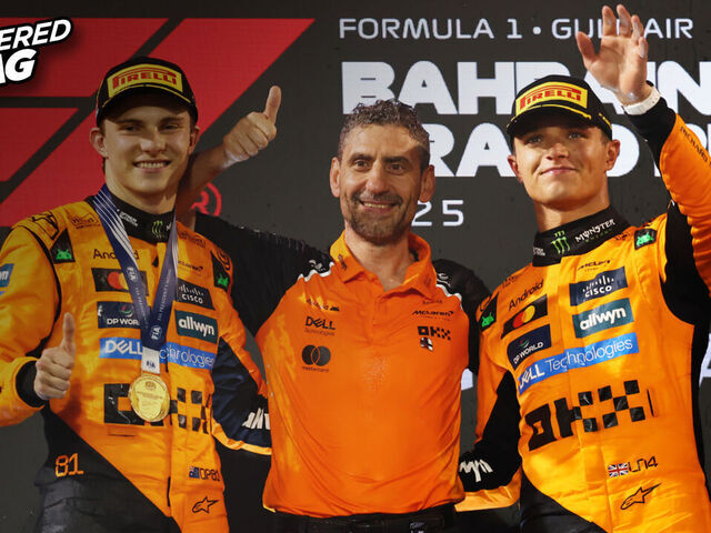 Oscar Piastri gana en Barhain, disfruta en podium con su equipo.