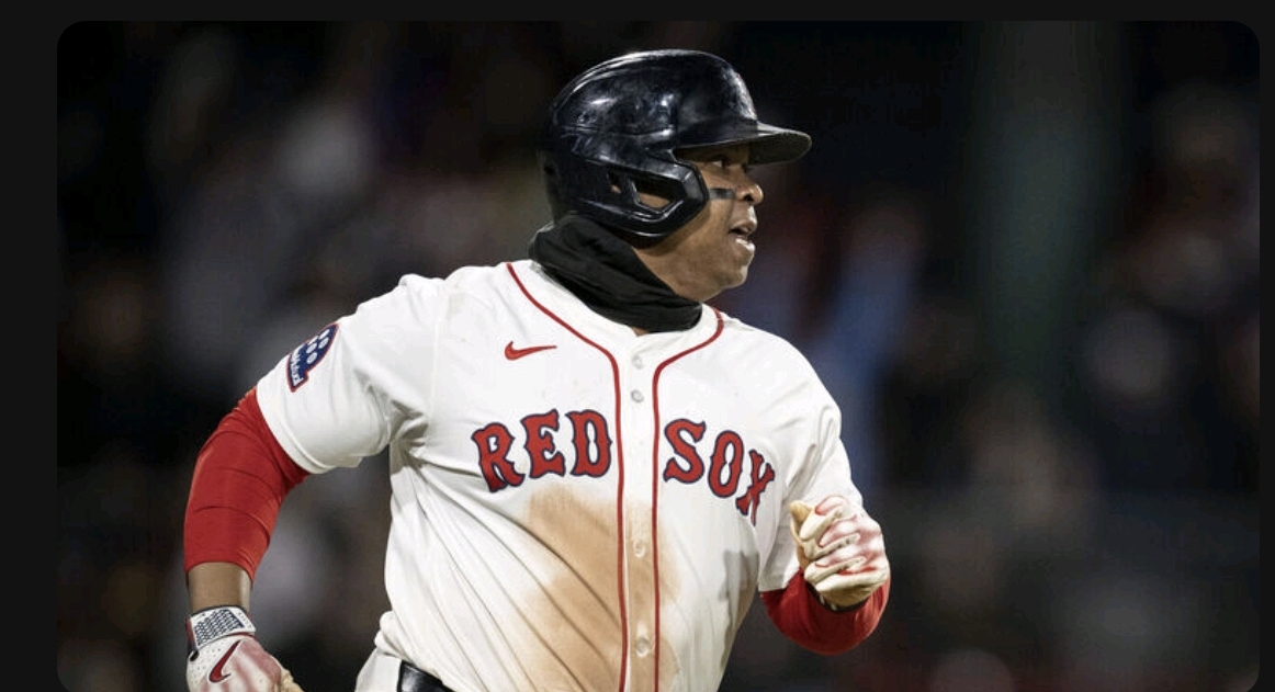 Rafael Devers de los Medias Rojas de Boston.