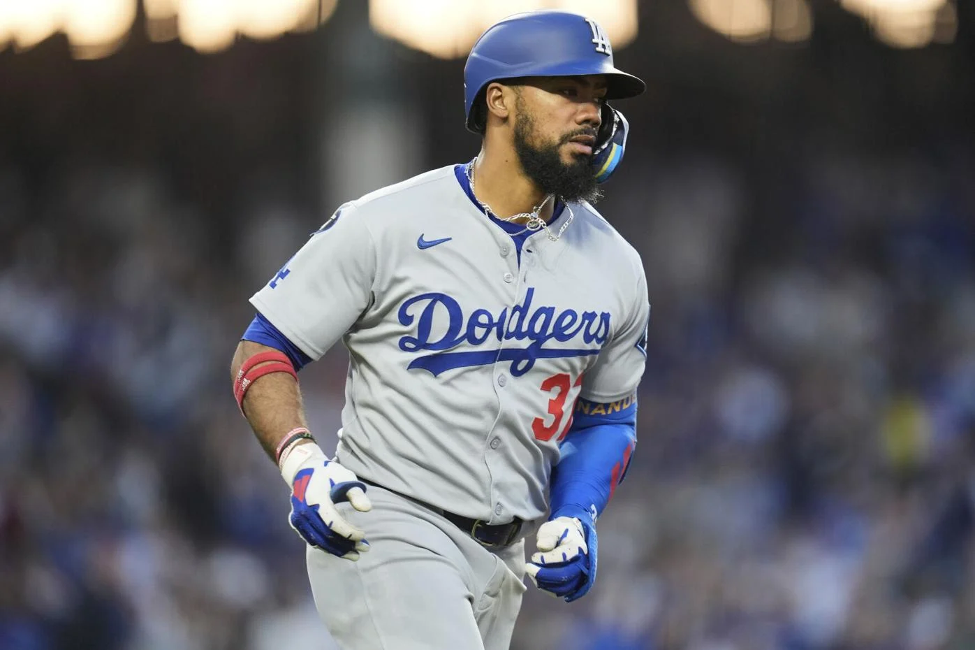 Teóscar Hernández de los Dodgers de Los Ángeles