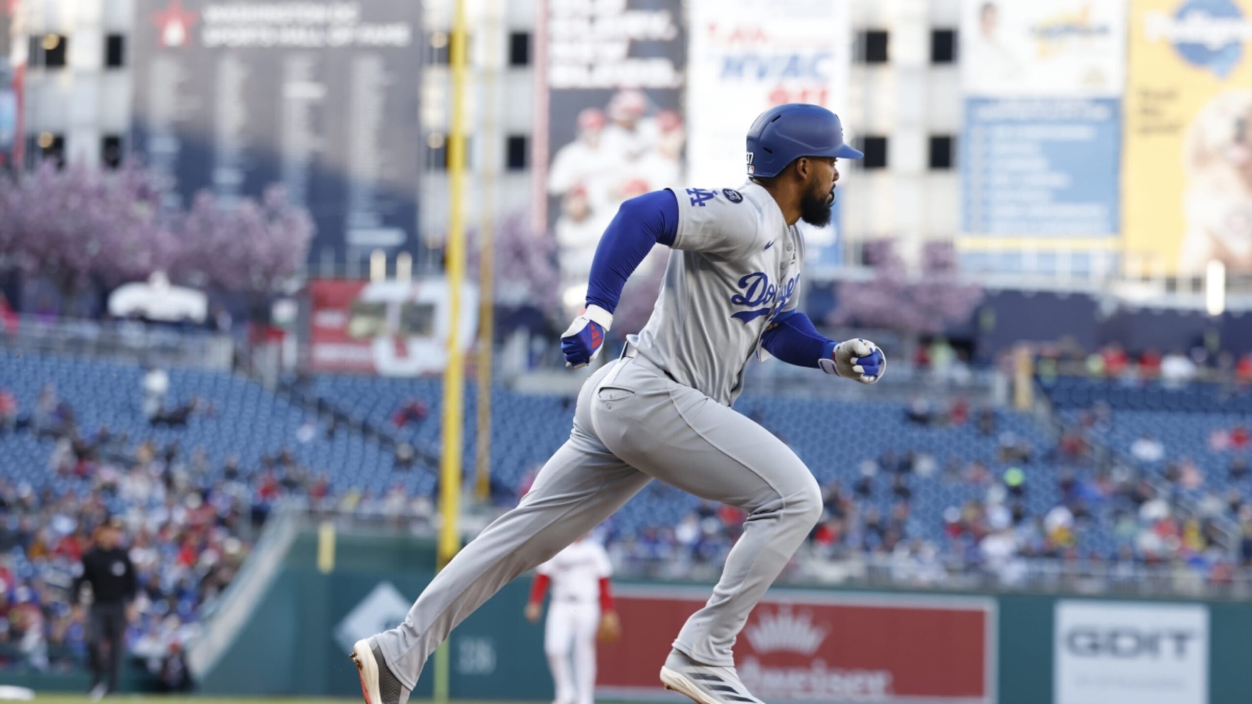 Teóscar Hernández de los Dodgers.