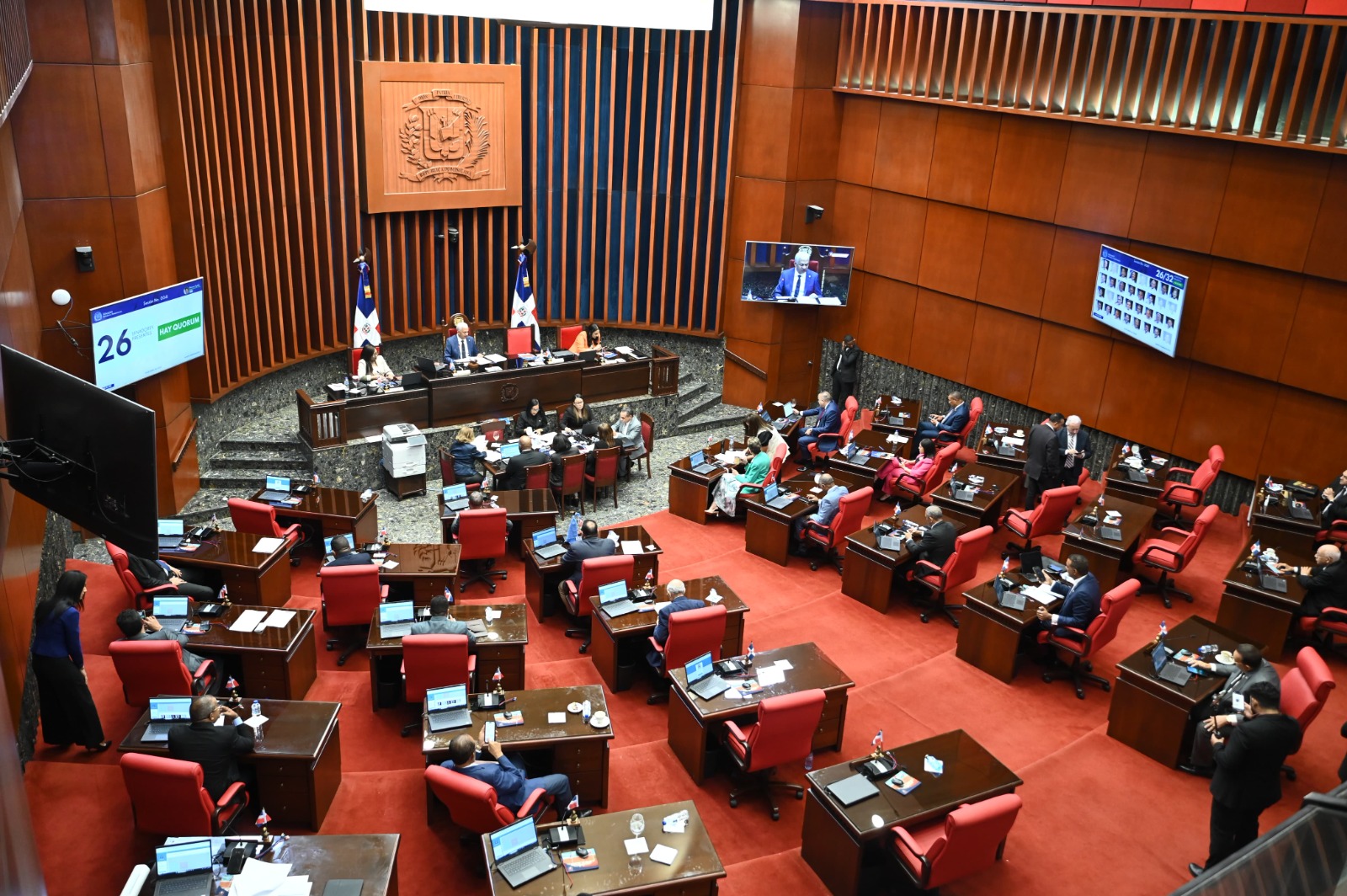 El Senado de la República informó que realizará un aumento general de salarios de un diez por ciento a sus colaboradores.