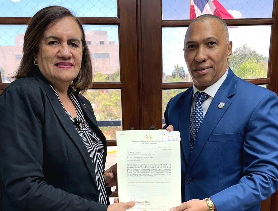 Diputado implora construcción de centro especializado para trastornos del espectro autista en SDE