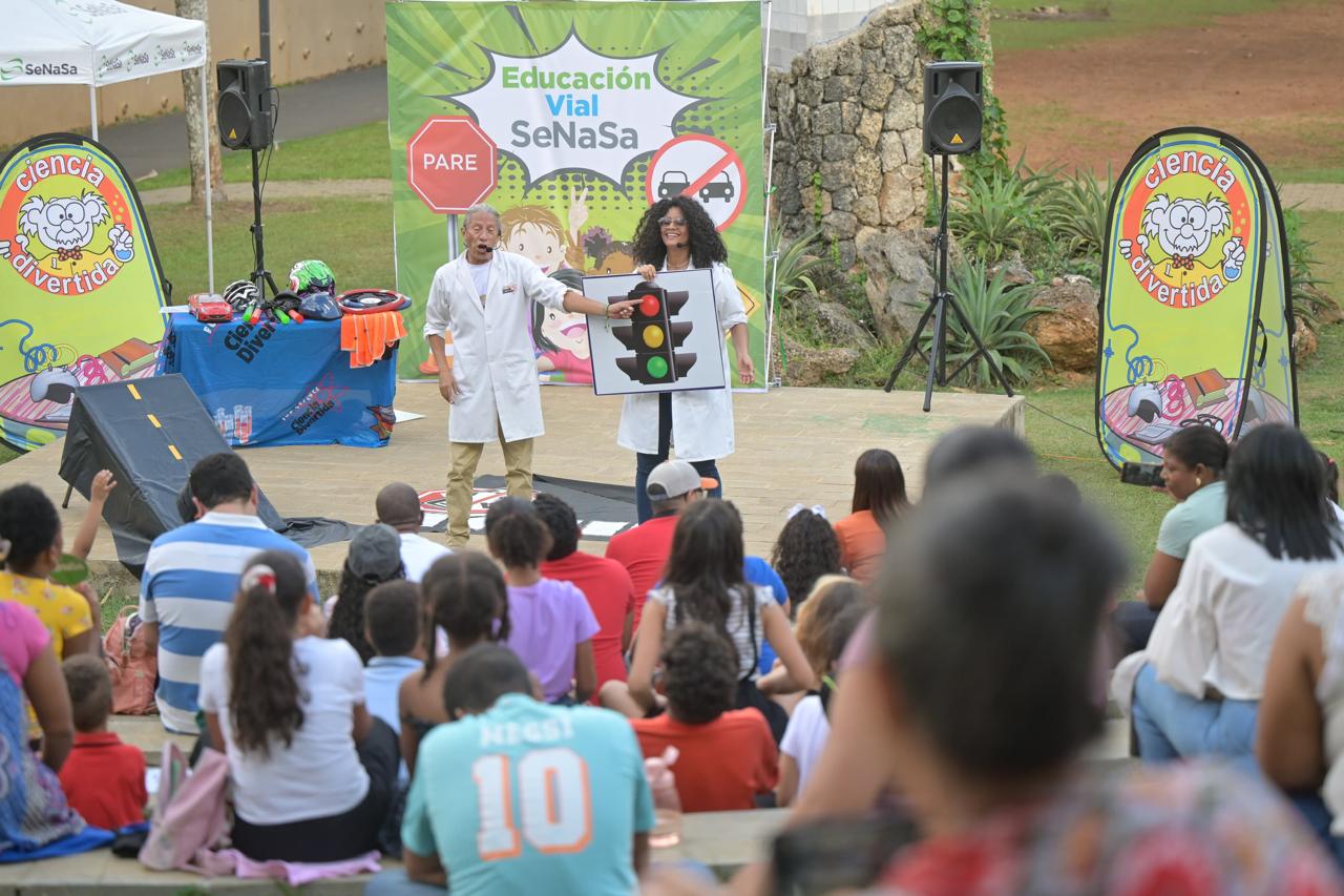 En el marco de su campaña “Seguros con SeNaSa en Semana Santa”, el Seguro Nacional de Salud (SeNaSa) realizó la “Charla Vial Divertida” para fomentar la prevención y la educación vial desde temprana edad.