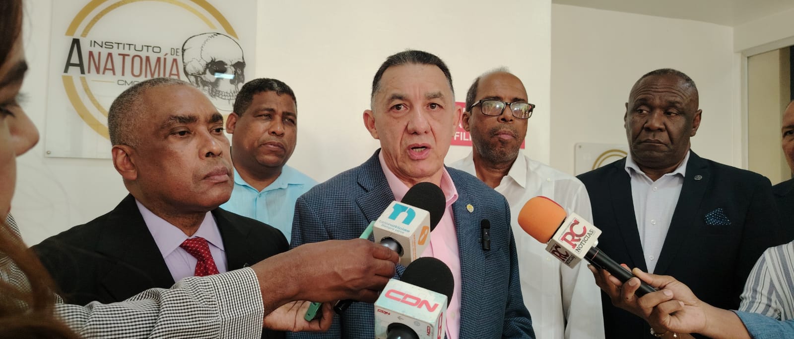UASD desmiente haber recibido cadáveres del Jet Jet, advierte que habrán acciones legales