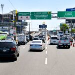 El Ministerio de Obras Públicas y Comunicaciones (MOPC), informó que desde el lunes 21 hasta el sábado 26 de abril realizará trabajos de mantenimiento que incluyen elevados, puentes, pasos a desnivel y túneles ubicados en distintos lugares del Gran Santo Domingo, por lo que el tránsito vehicular será cerrado de manera total o parcial en esas estructuras.