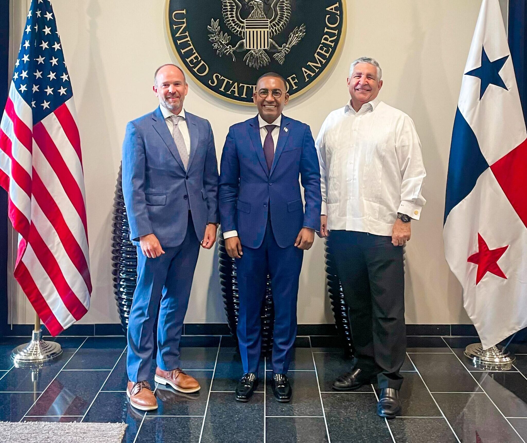 Inician el acercamiento para optimizar las operaciones aeroportuarias en República Dominicana