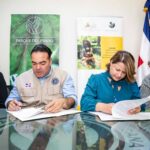 Rafael Daneris Báez, presidente de la Federación Canina Dominicana y Gina Victoriano, vicepresidenta ejecutiva de Parque del Prado
