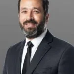 El Poder Ejecutivo emitió el decreto 217-25 mediante el cual se designa a Fernando P. Henríquez como coordinador general del equipo de abogados que representa al Estado dominicano en las acciones y acuerdos resarcitorios y restitutivos de bienes, fondos y valores distraídos.