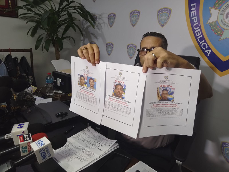 Apresan a tres hombres y busca a otros vinculados a muerte de un prestamista en Los Mina