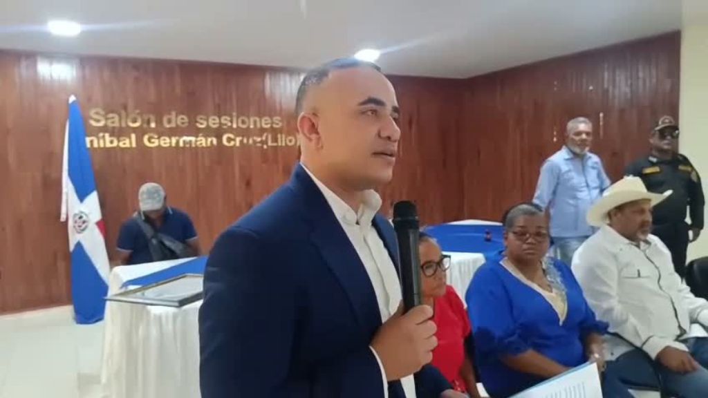 Unión de juntas de vecinos y comunitarios reconoce al alcalde de Dajabón por su defensa del territorio