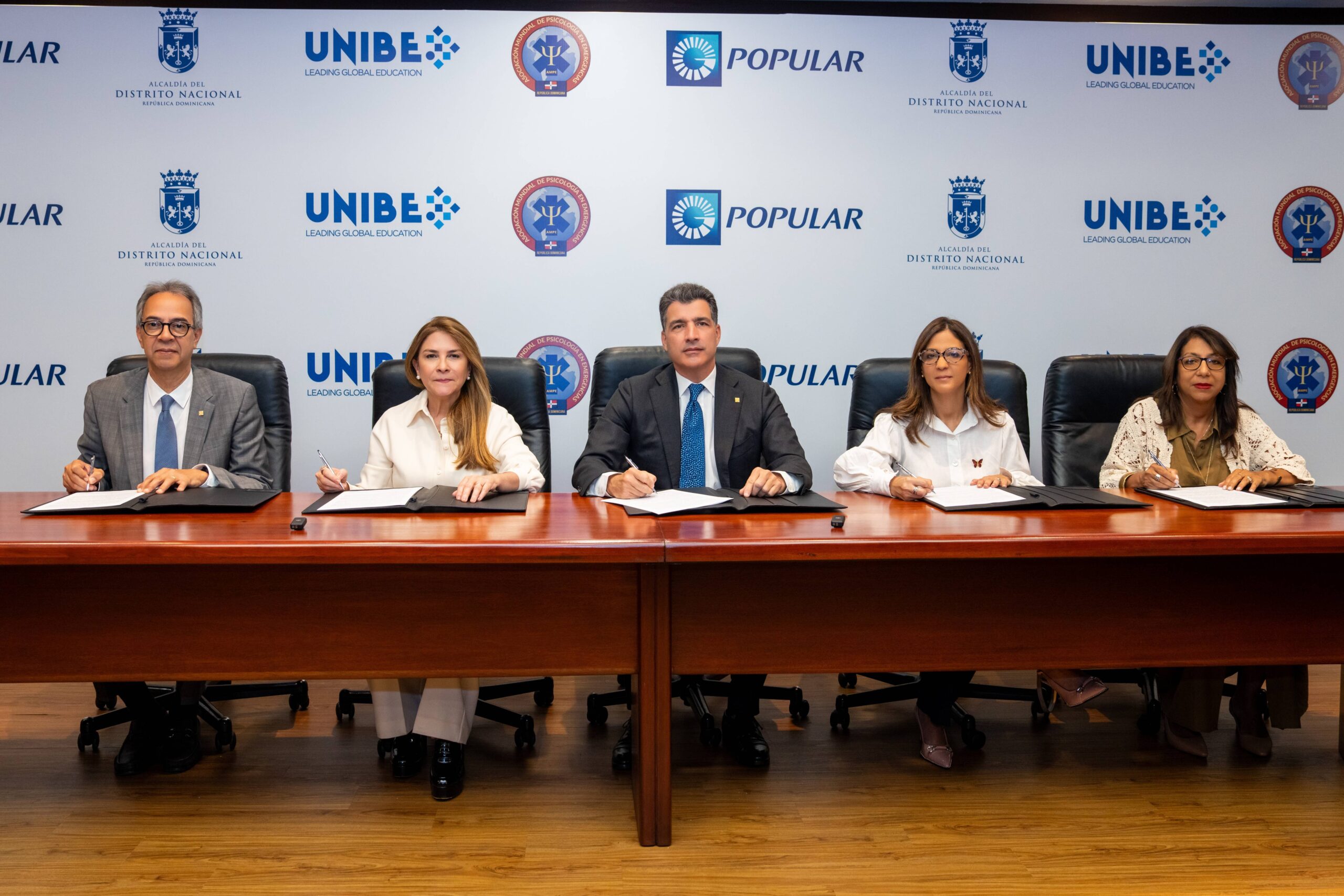 Aporte solidario de RD$5.5 millones financiará terapias psicológicas, transporte y alimentación de beneficiarios