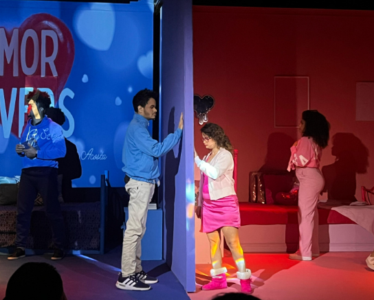 Interpretaciones protagónicas de Amelia Brea, actriz con síndrome de Down, y Sergio Acosta, actor autista