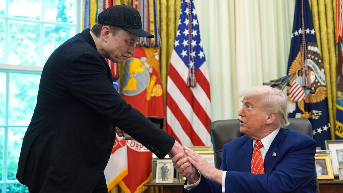 La despedida fue organizada por Donald Trump